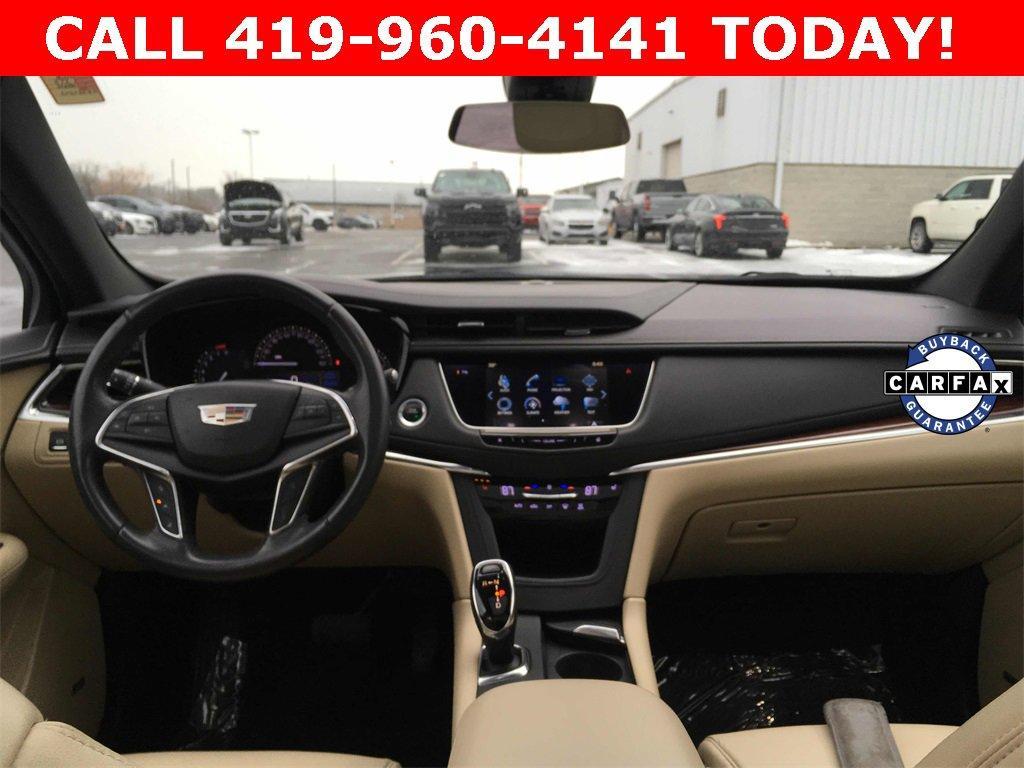 used 2017 Cadillac XT5 car, priced at $21,670