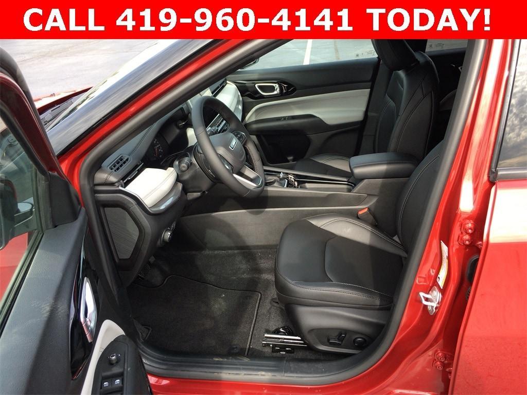 new 2025 Jeep Compass car, priced at $34,835