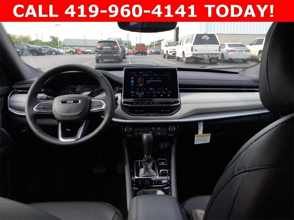 new 2025 Jeep Compass car, priced at $34,835