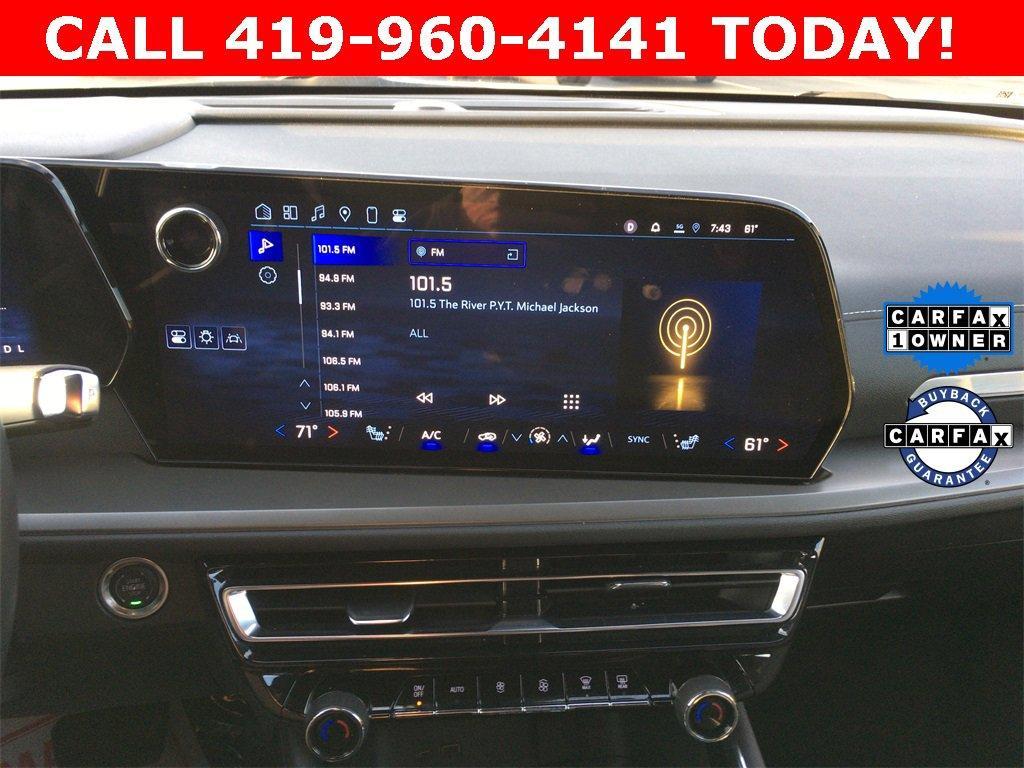used 2025 Chevrolet Traverse car, priced at $39,000