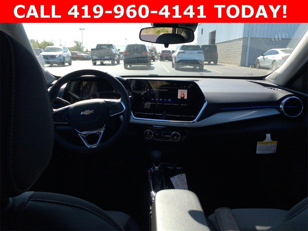 new 2026 Chevrolet Trax car, priced at $25,355