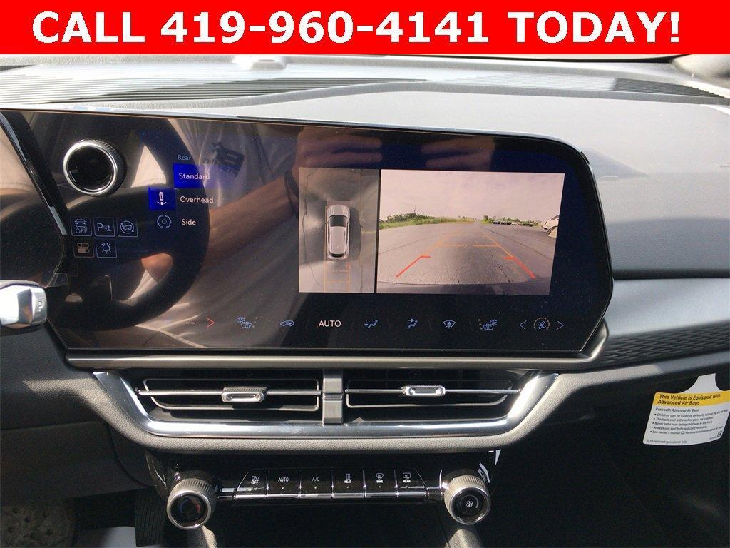 new 2025 Chevrolet Equinox EV car, priced at $37,290