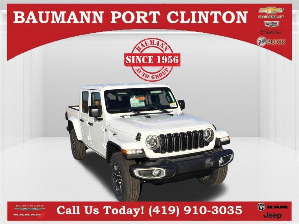 new 2025 Jeep Gladiator car, priced at $51,550