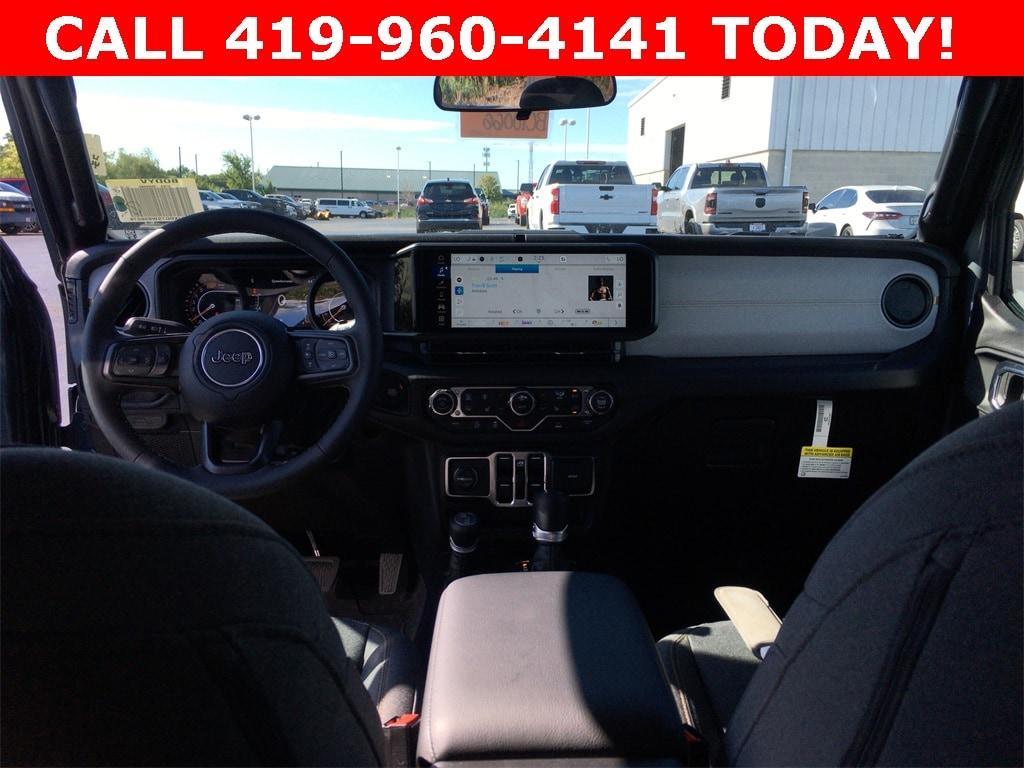 new 2025 Jeep Wrangler car, priced at $52,215