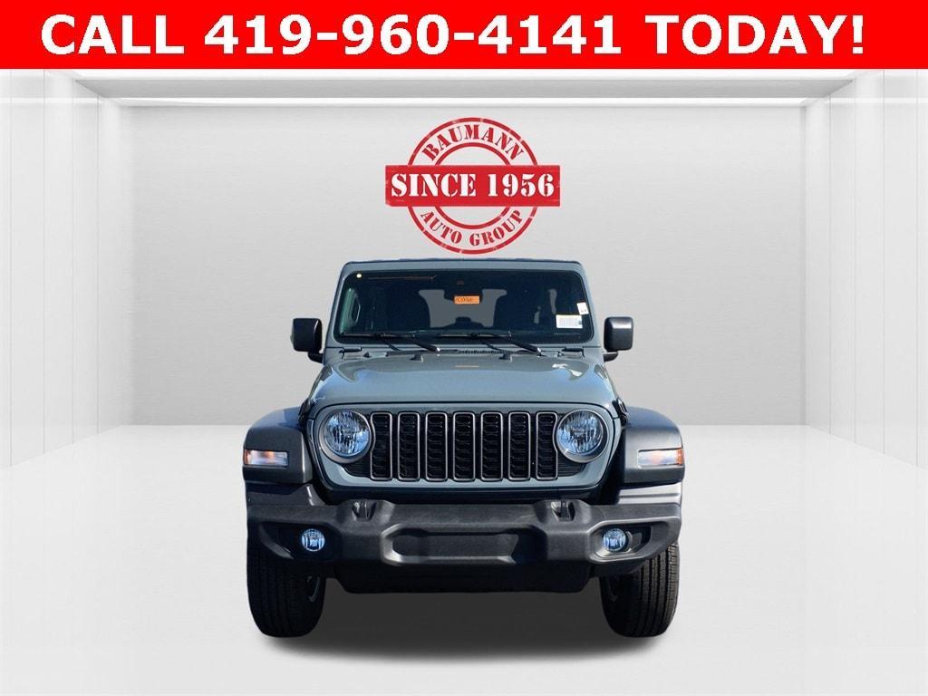 new 2025 Jeep Wrangler car, priced at $52,215