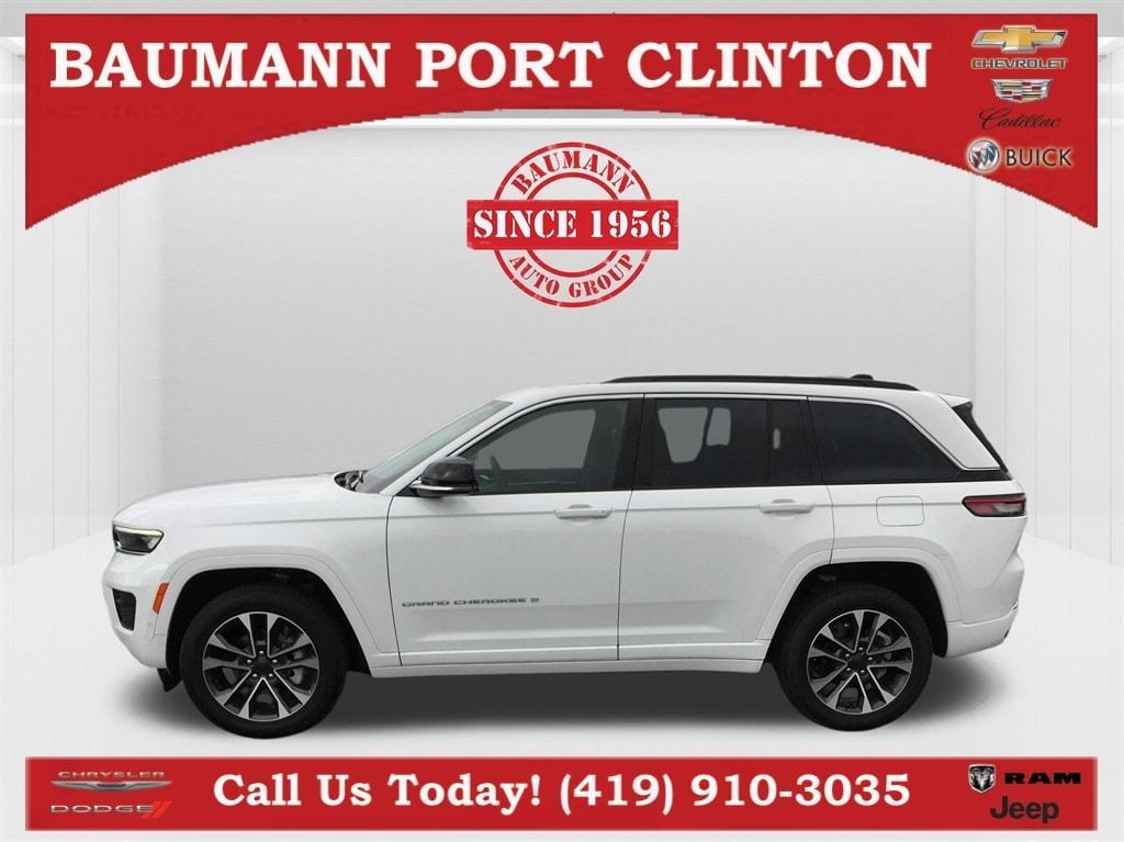 new 2024 Jeep Grand Cherokee car, priced at $59,737