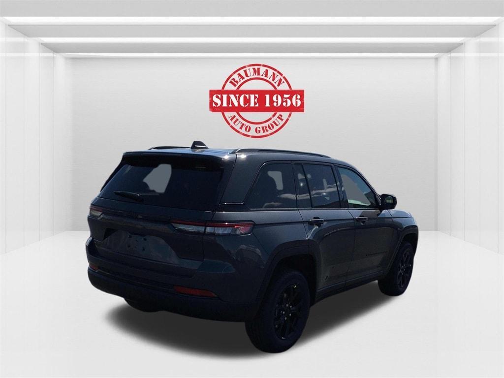 new 2025 Jeep Grand Cherokee car, priced at $44,355