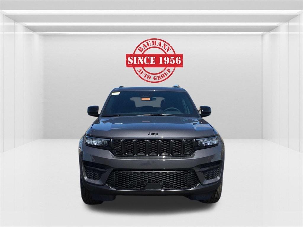 new 2025 Jeep Grand Cherokee car, priced at $44,355