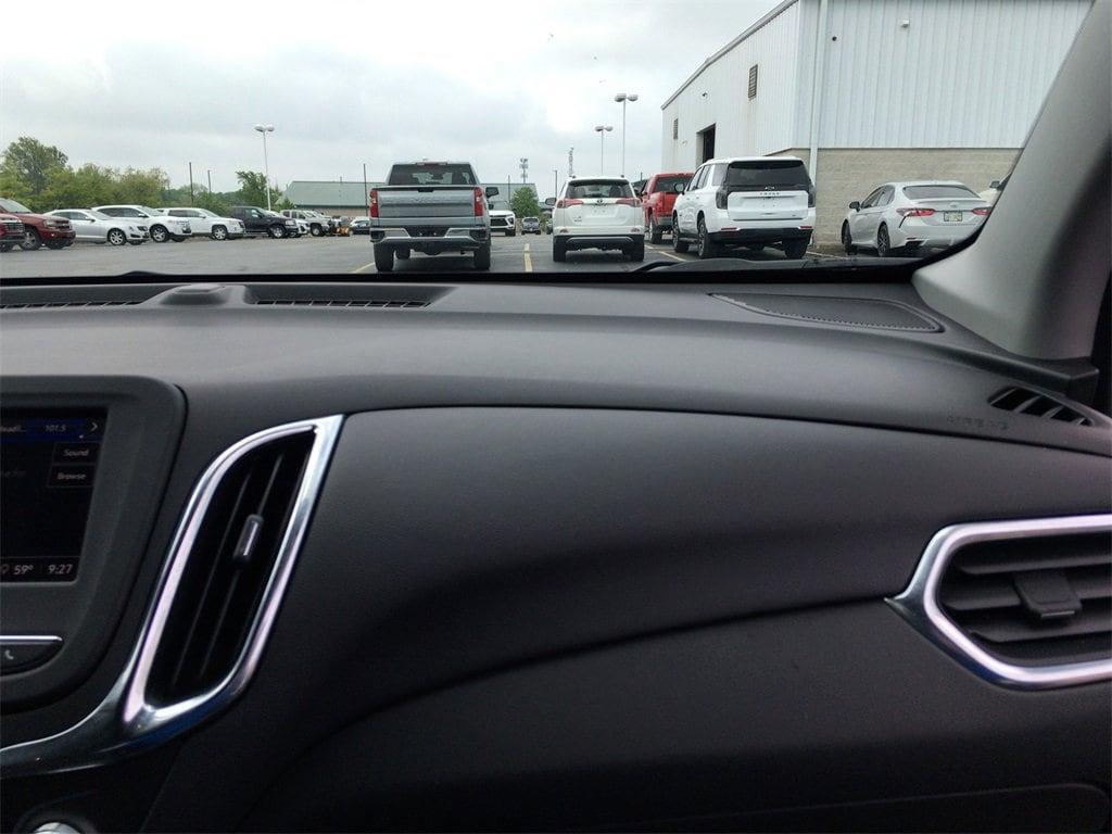used 2024 Chevrolet Equinox car, priced at $21,889