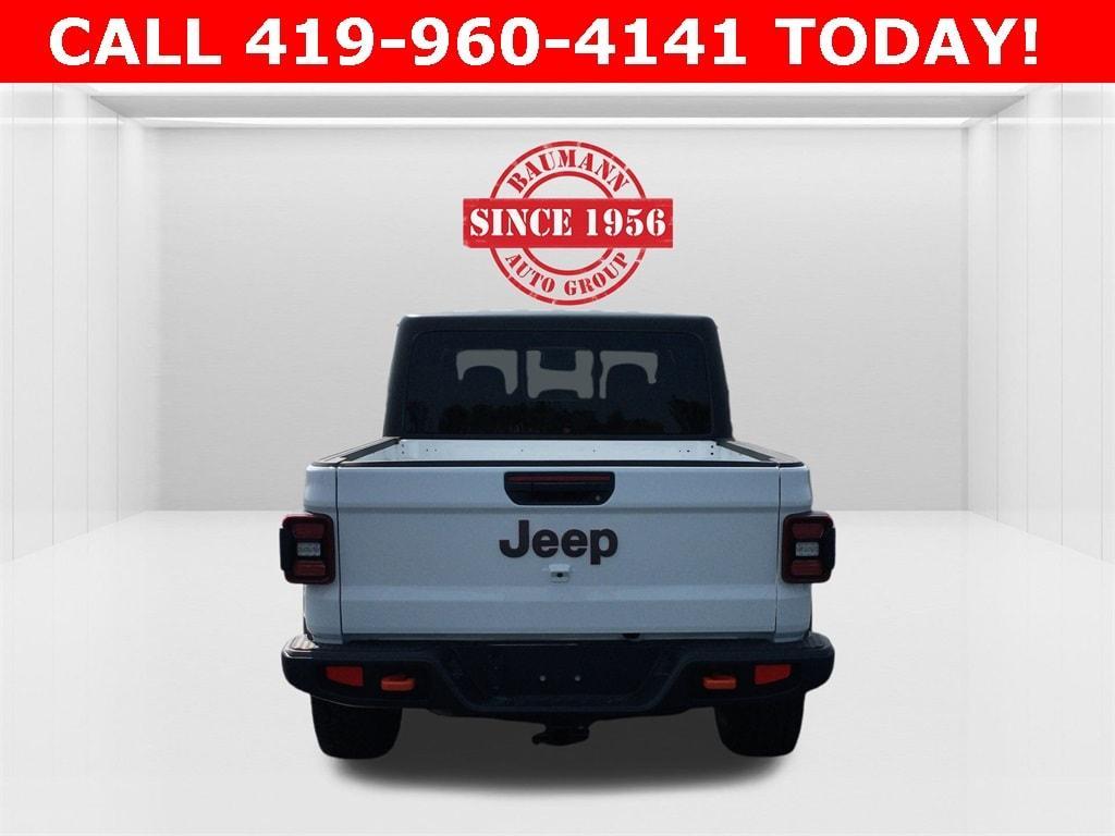 new 2025 Jeep Gladiator car, priced at $57,375