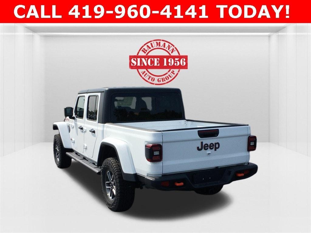 new 2025 Jeep Gladiator car, priced at $57,375