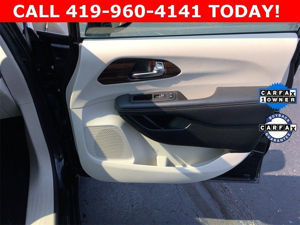used 2023 Chrysler Pacifica car, priced at $27,910