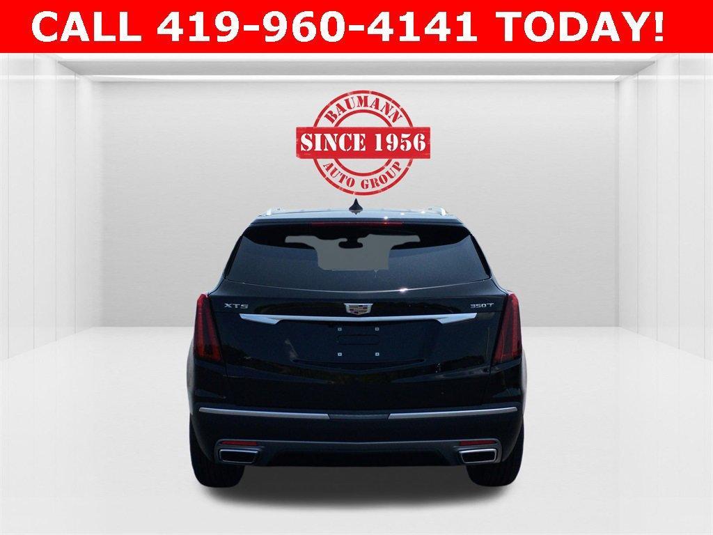 new 2025 Cadillac XT5 car, priced at $50,773