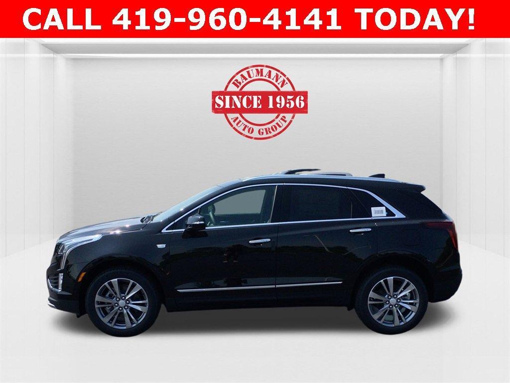 new 2025 Cadillac XT5 car, priced at $50,773