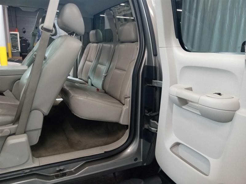 used 2013 Chevrolet Silverado 2500 car, priced at $9,995