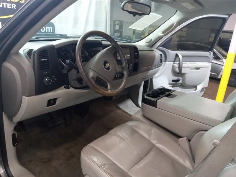 used 2013 Chevrolet Silverado 2500 car, priced at $9,995