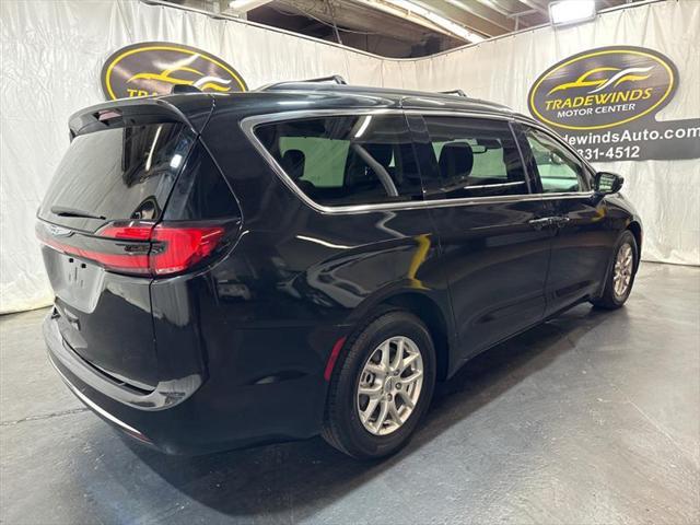 used 2022 Chrysler Pacifica car, priced at $23,995