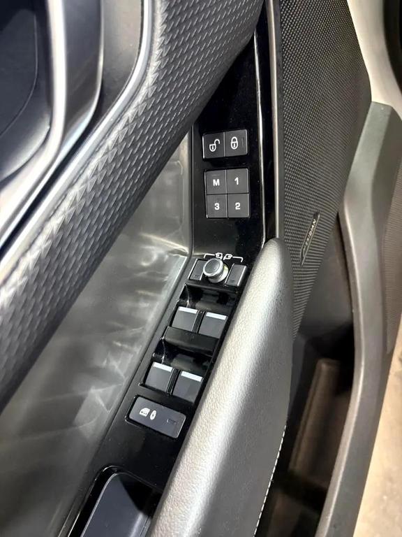 used 2020 Land Rover Range Rover Velar car, priced at $21,995