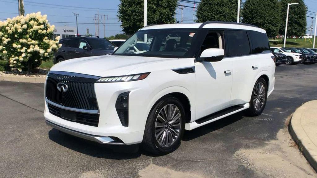 new 2025 INFINITI QX80 car, priced at $88,845