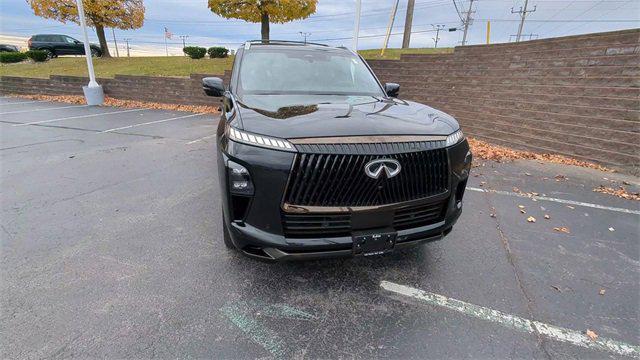 new 2025 INFINITI QX80 car, priced at $114,880