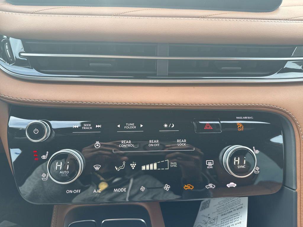 new 2026 INFINITI QX60 car, priced at $64,725