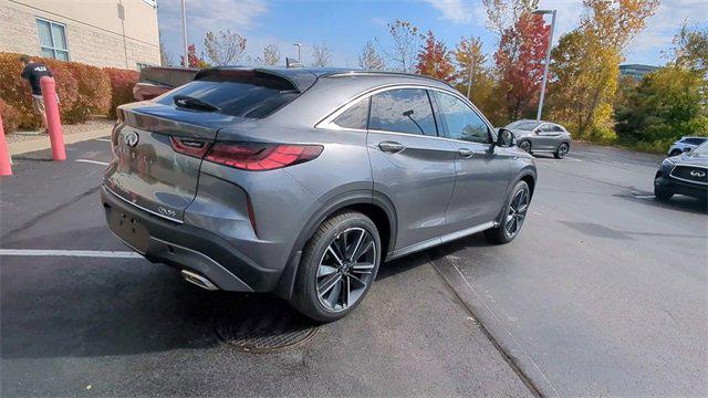 new 2025 INFINITI QX55 car, priced at $52,750