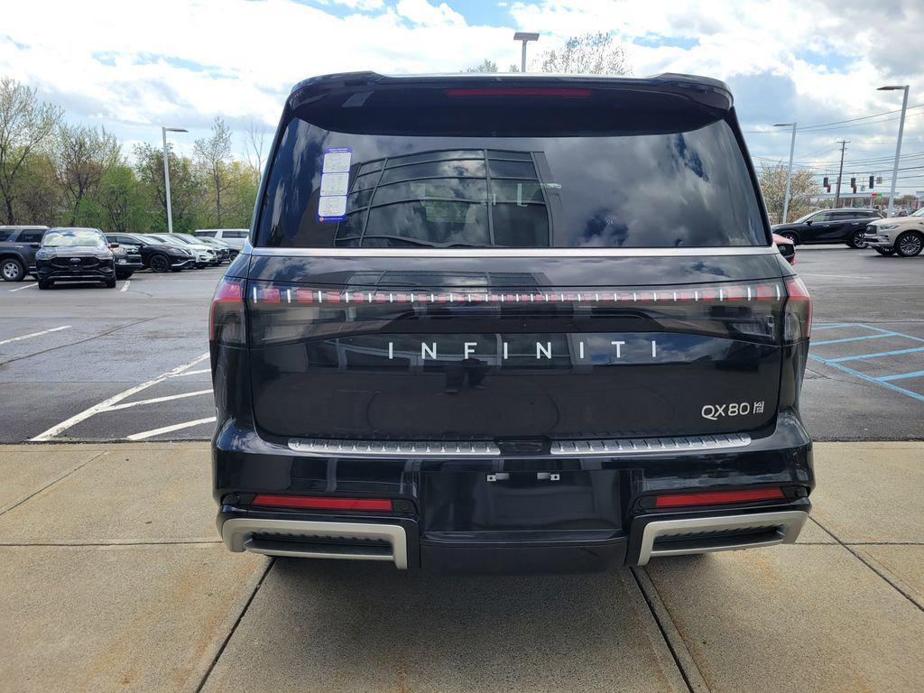 new 2025 INFINITI QX80 car, priced at $97,670
