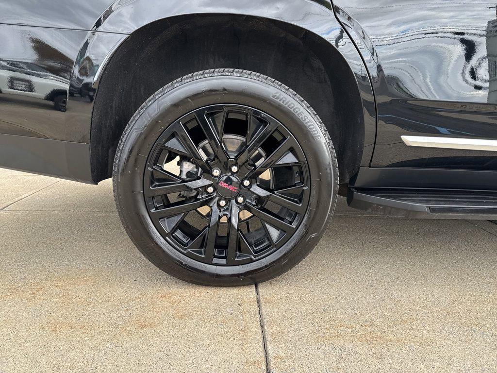 used 2024 GMC Yukon car, priced at $67,995