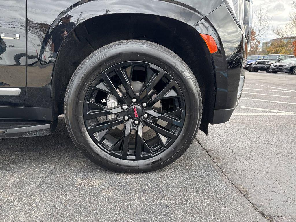 used 2024 GMC Yukon car, priced at $67,995