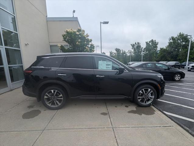 new 2025 INFINITI QX60 car, priced at $58,045