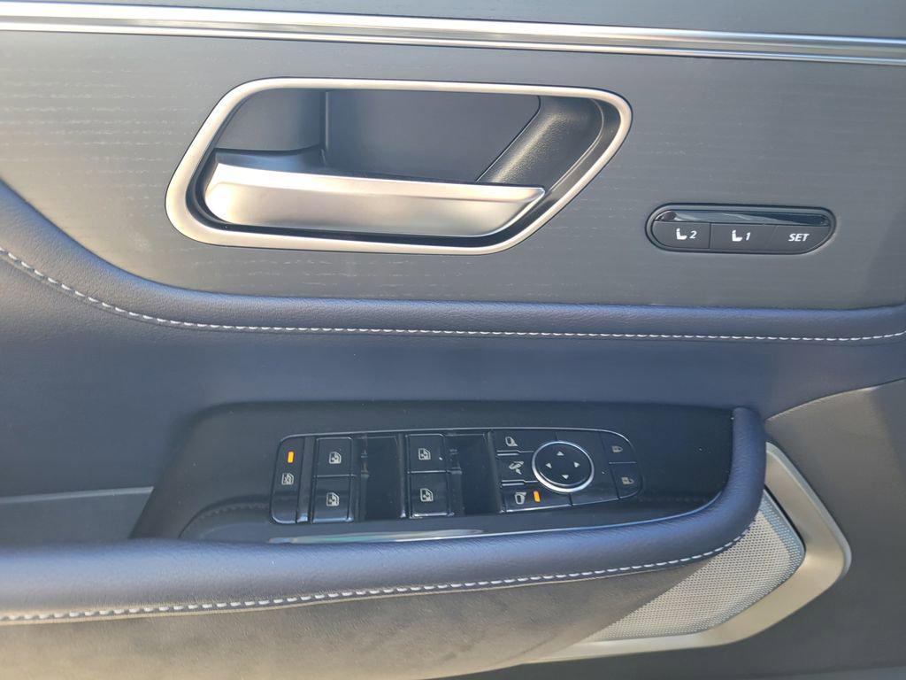 new 2026 INFINITI QX80 car, priced at $101,895