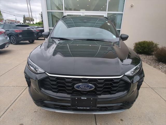 used 2024 Ford Escape car, priced at $25,995