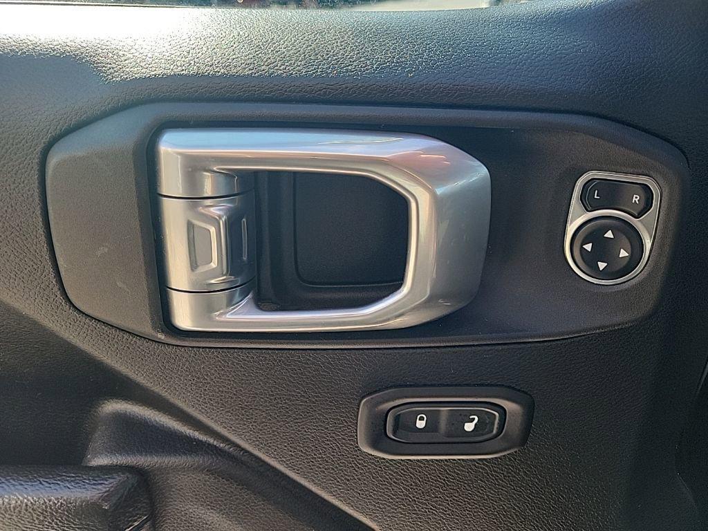 used 2022 Jeep Wrangler Unlimited car, priced at $28,995