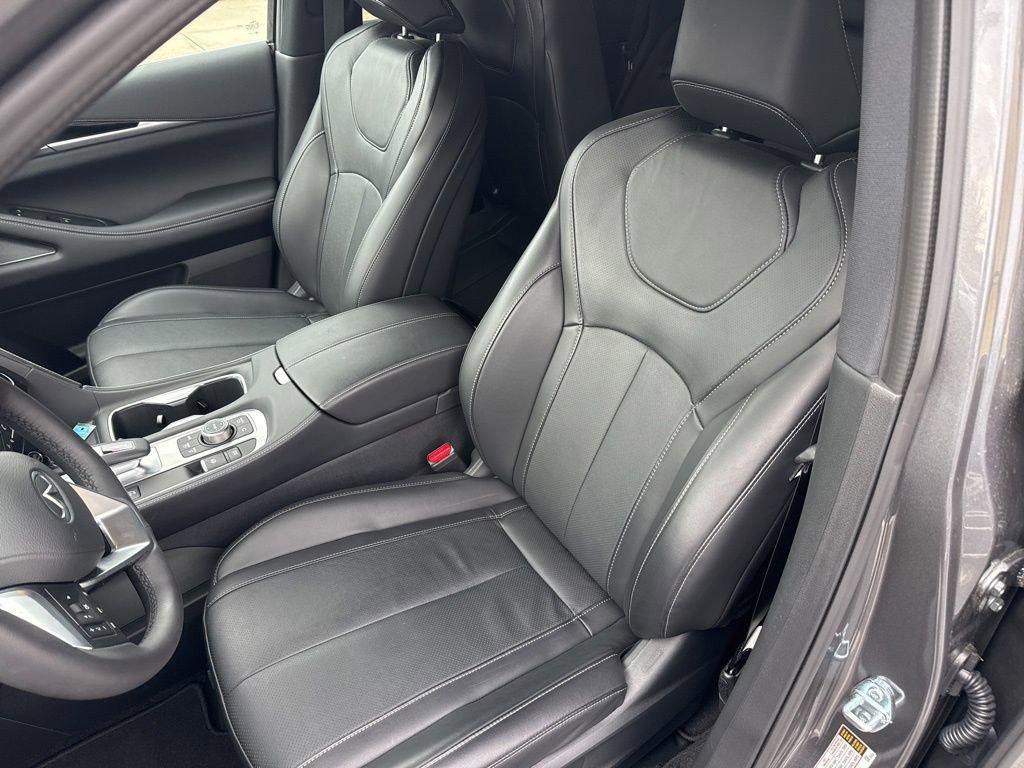 used 2025 INFINITI QX60 car, priced at $40,995