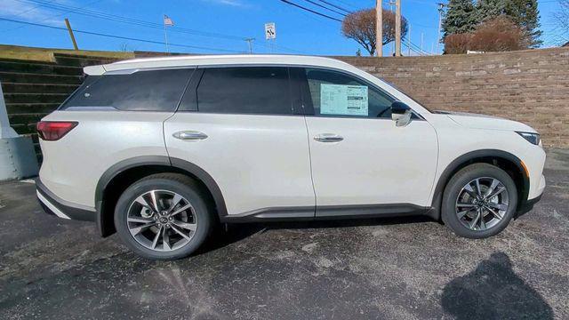 new 2025 INFINITI QX60 car, priced at $58,580