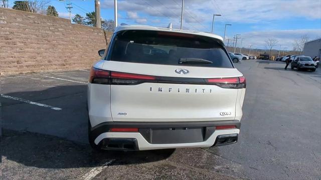 new 2025 INFINITI QX60 car, priced at $58,580