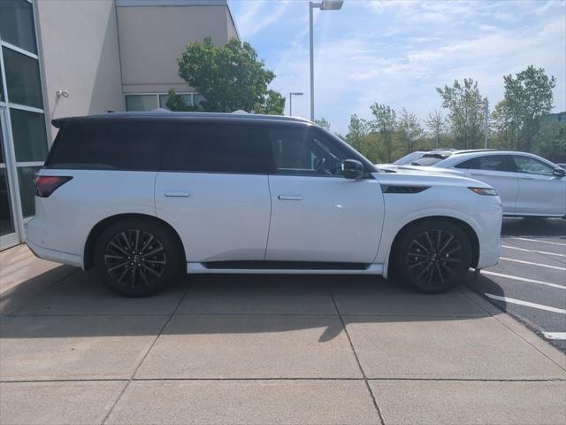 new 2025 INFINITI QX80 car, priced at $111,085