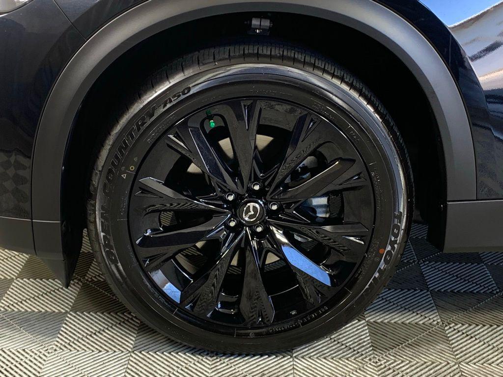 new 2025 Mazda CX-90 car, priced at $42,555