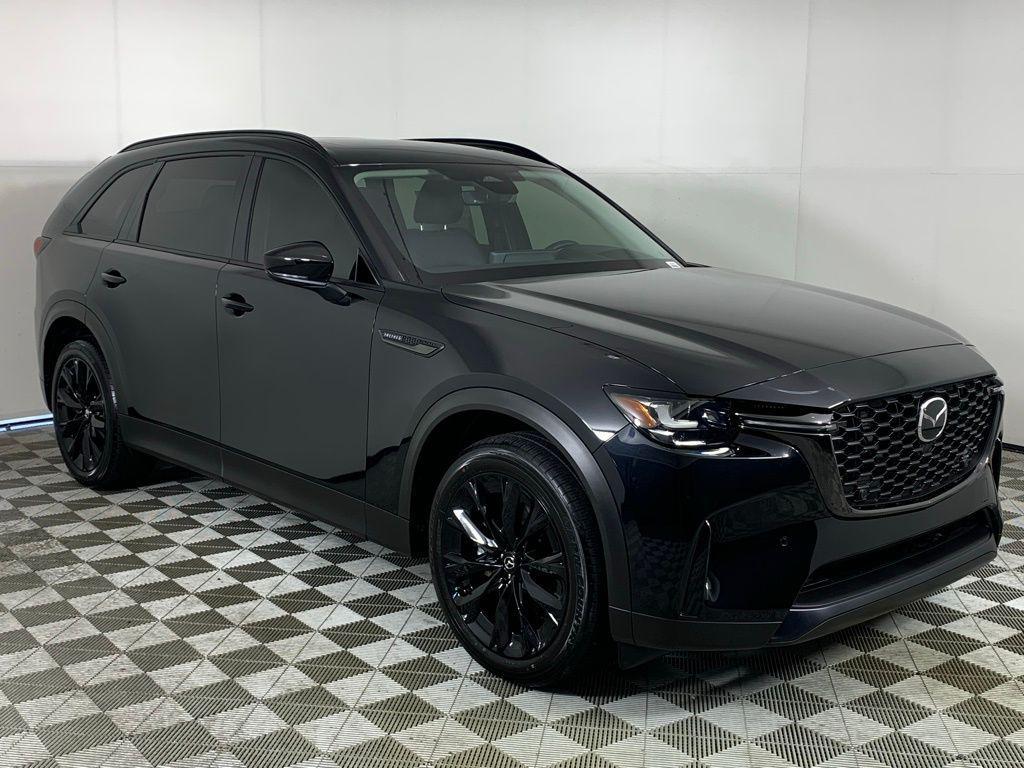 new 2025 Mazda CX-90 car, priced at $42,555