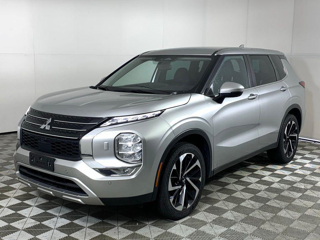 used 2023 Mitsubishi Outlander car, priced at $21,420