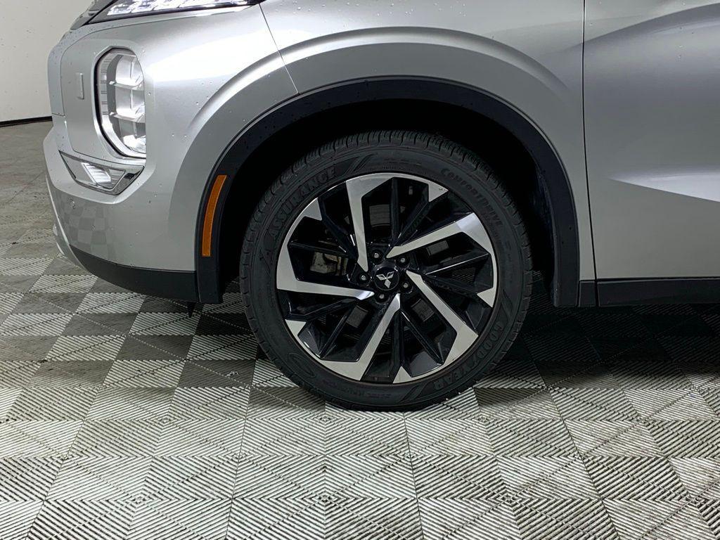 used 2023 Mitsubishi Outlander car, priced at $21,420
