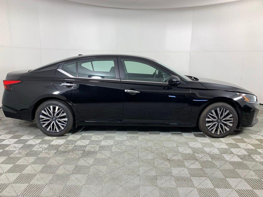 used 2023 Nissan Altima car, priced at $17,920