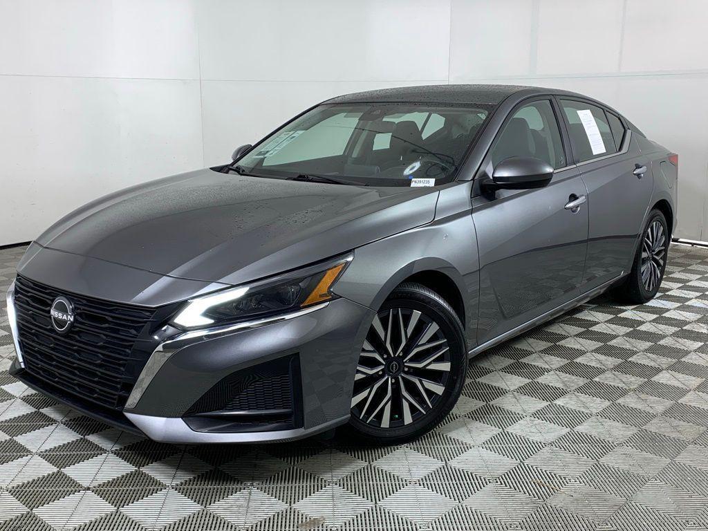 used 2023 Nissan Altima car, priced at $17,920