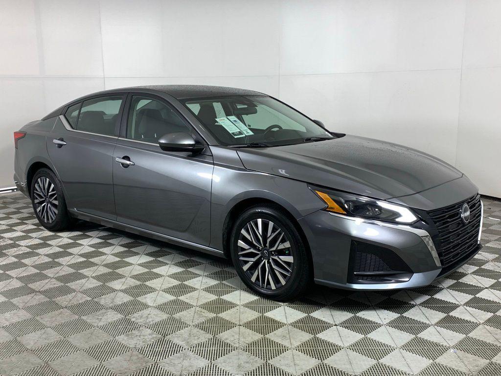 used 2023 Nissan Altima car, priced at $17,920