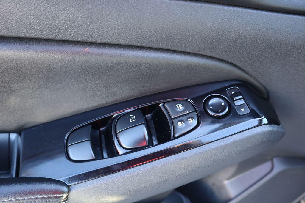 used 2023 Nissan Altima car, priced at $17,920