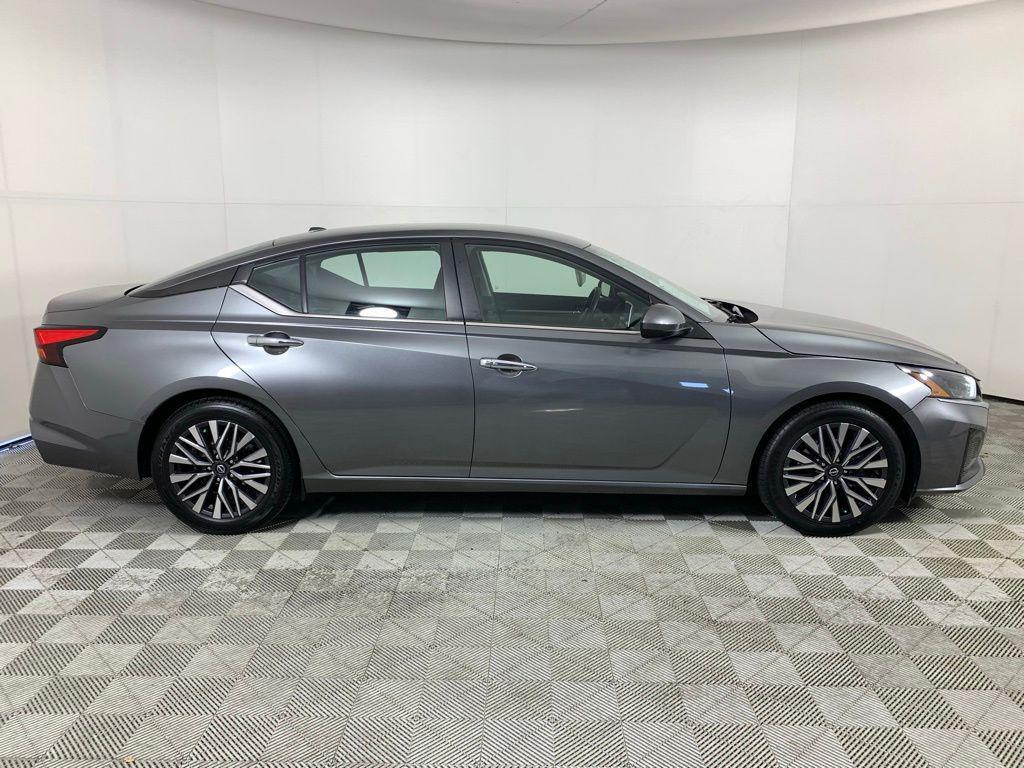 used 2023 Nissan Altima car, priced at $18,920