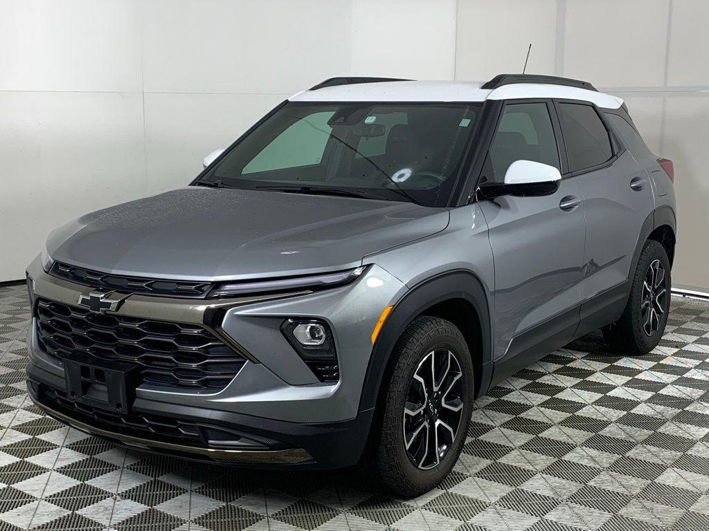 used 2024 Chevrolet TrailBlazer car, priced at $24,420