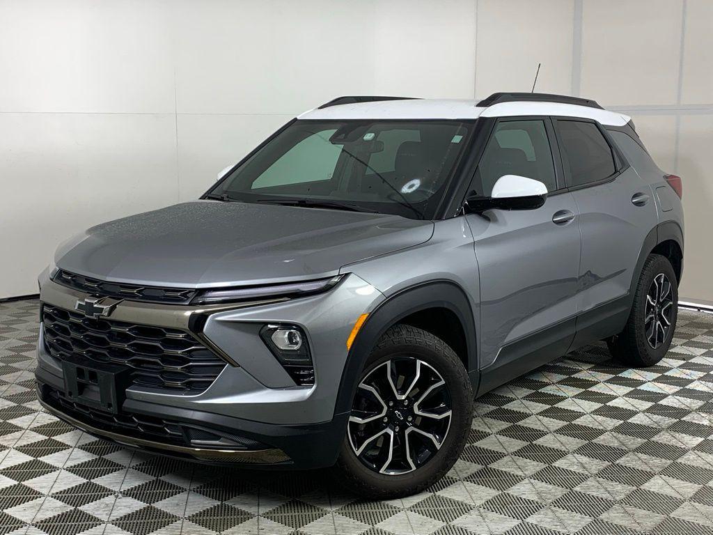 used 2024 Chevrolet TrailBlazer car, priced at $24,420