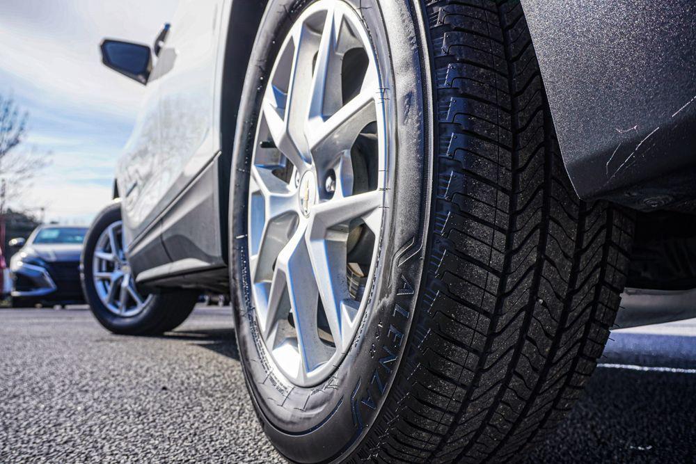 used 2022 Chevrolet Equinox car, priced at $21,420