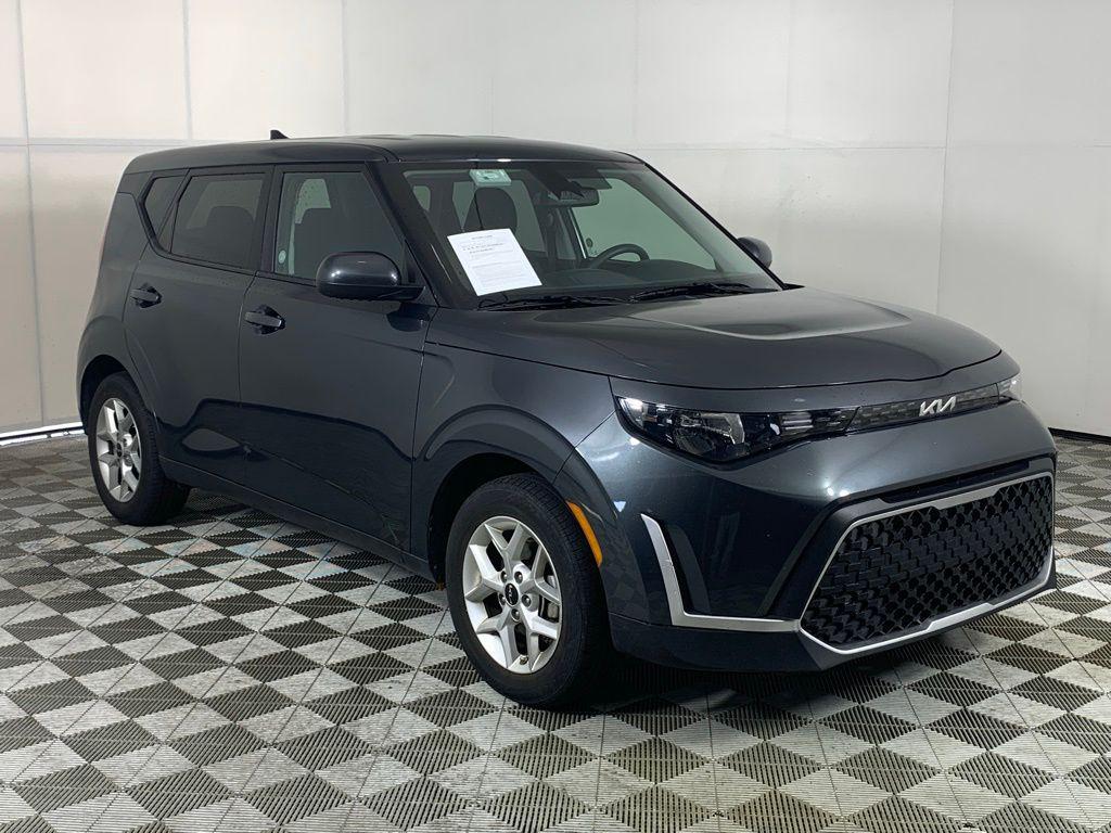 used 2024 Kia Soul car, priced at $16,620